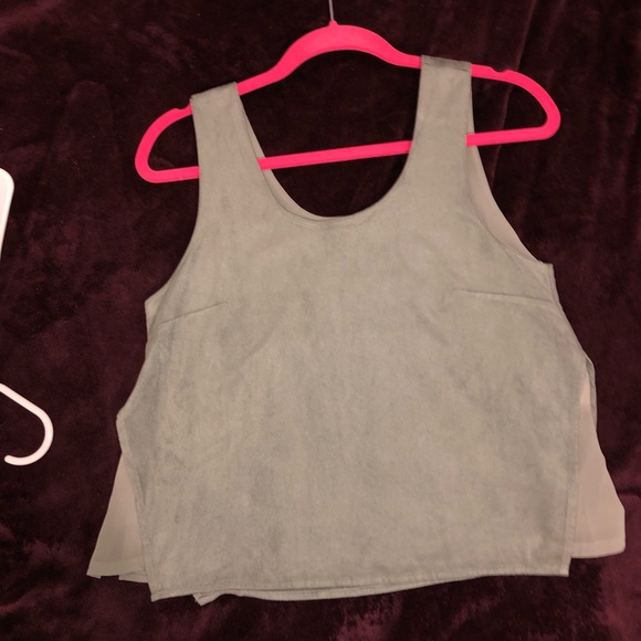 Tank top - Picture 3 of 4